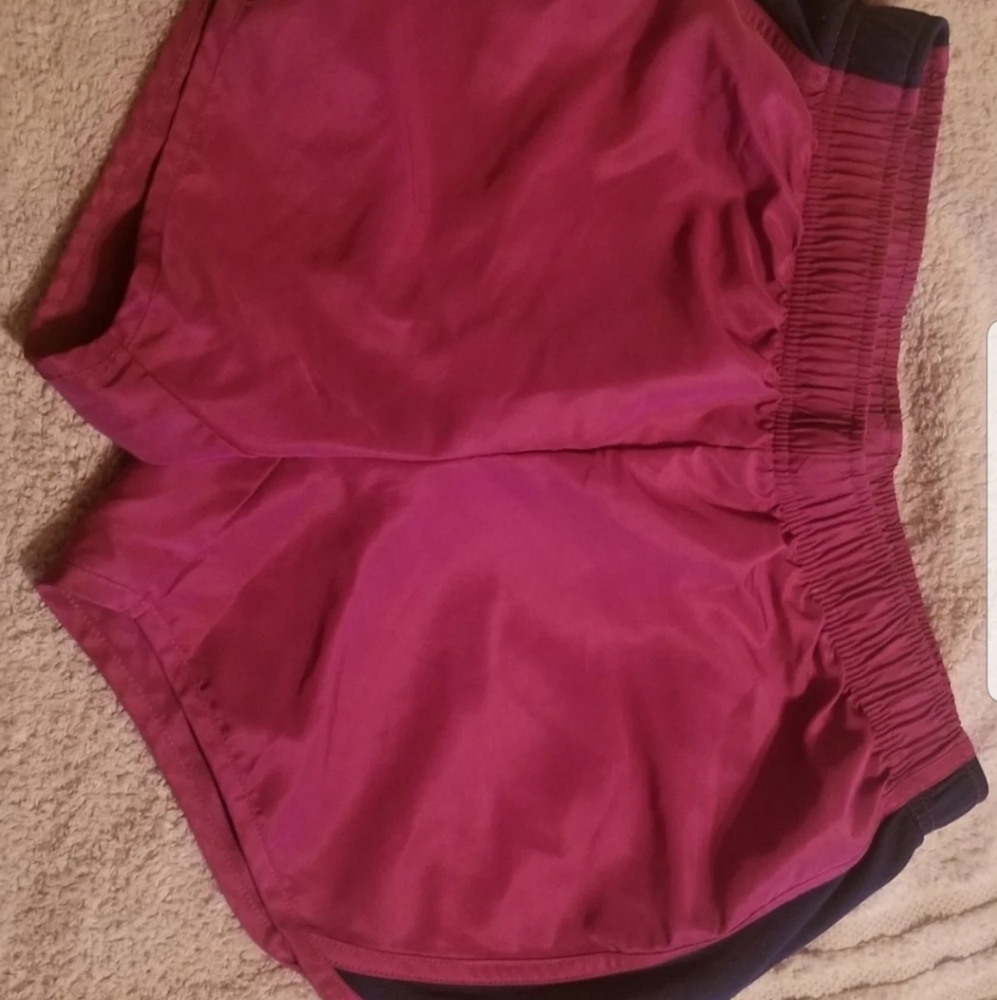 Athletic Shorts Lot Size S (4-6)